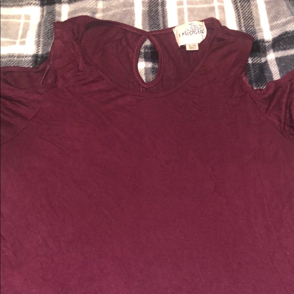Cold shoulder shirt